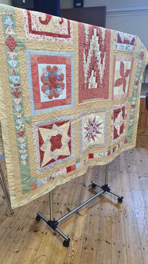 First of the completed sampler quilts by Julie.  The group started these projects in Feb last year, only 8 more to go...